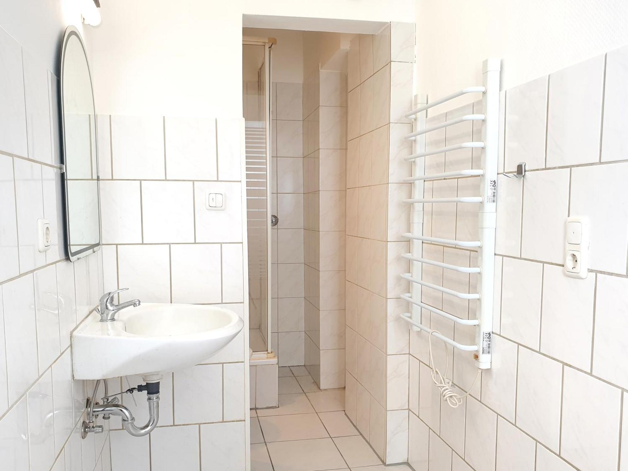 Meribu H1 Wohnung Fuer Monteure Und Arbeiter Gelsenkirchen Exterior photo